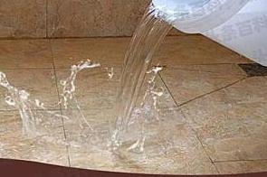 徐水漏水维修 免砸砖防水材料该如何施工